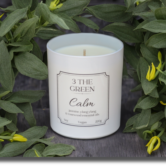 Calm aromatherapeutic candle